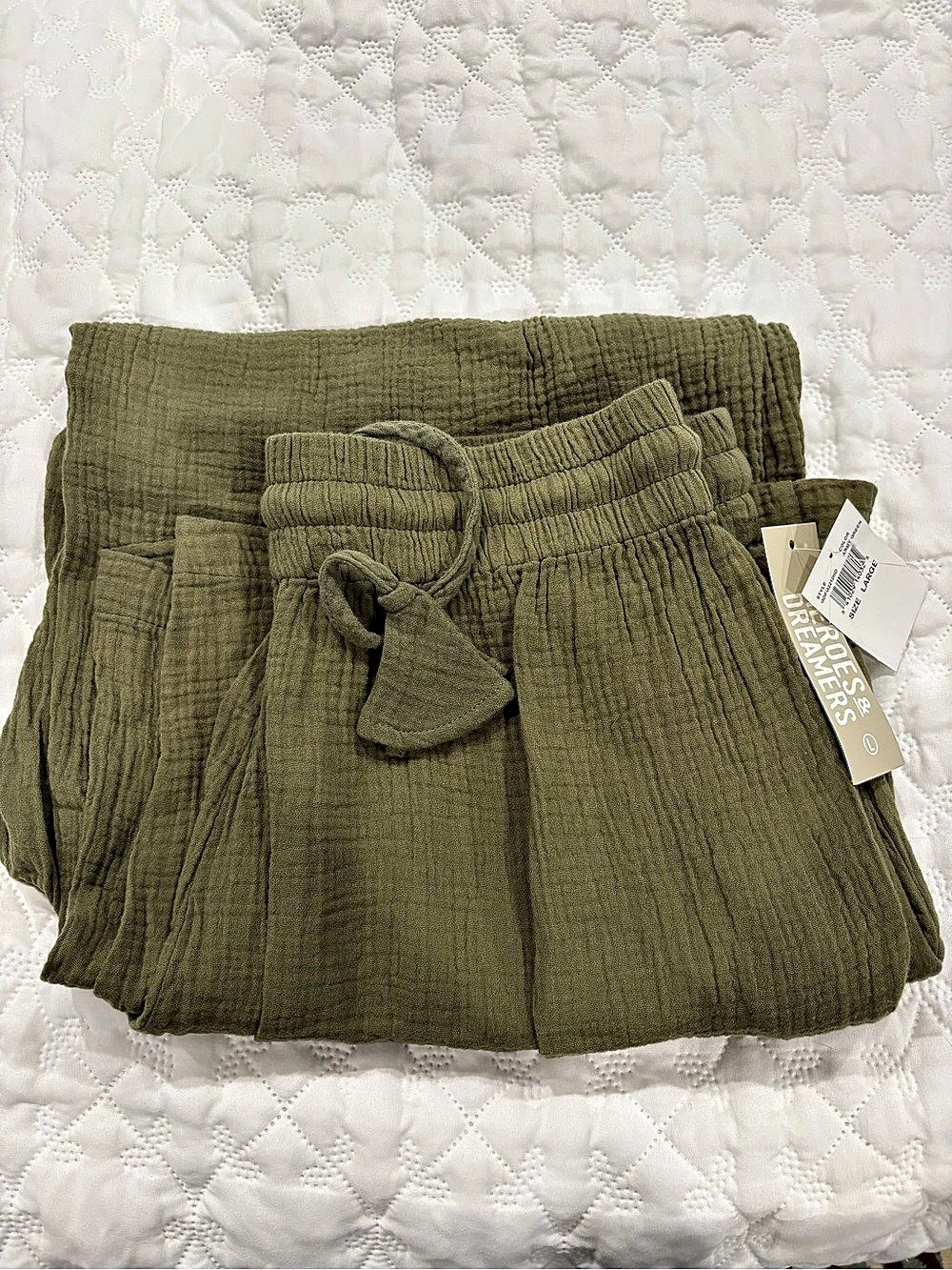 Heroes & Dreamers Gauze Drawstring Pants in Green